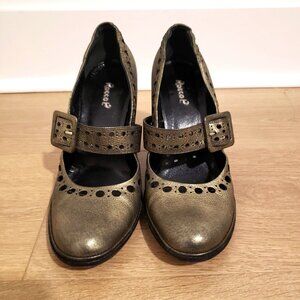 Rocco P Leather Metallic Heels
